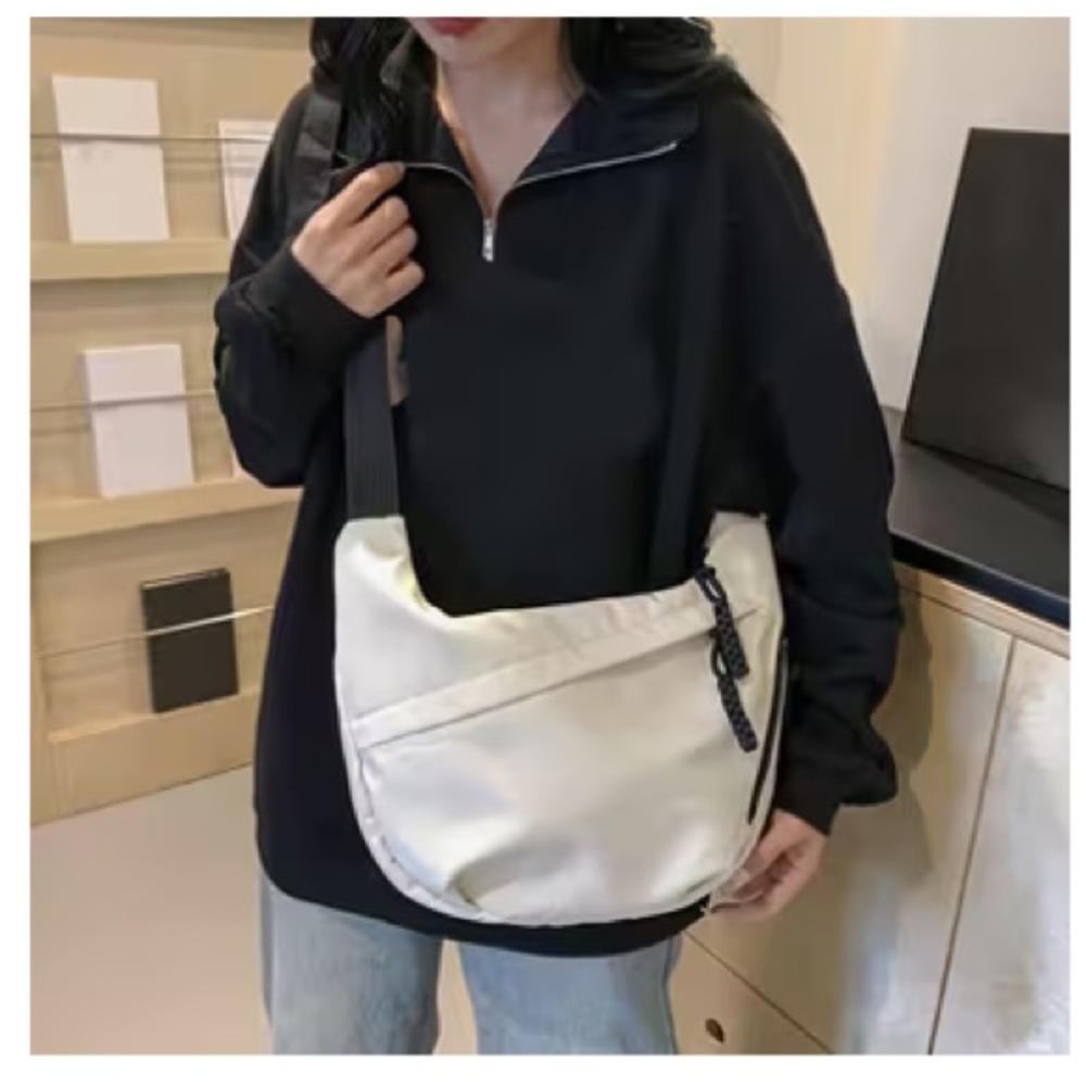 Chic Nylon Crossbody Bag - White